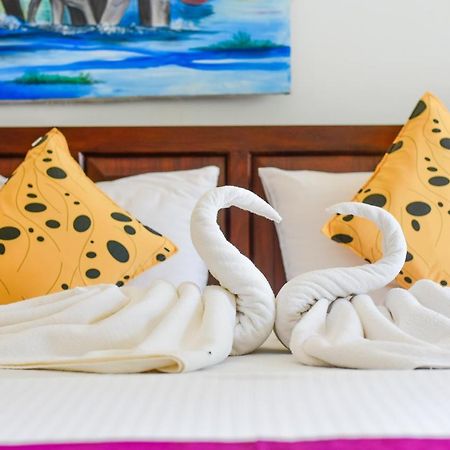 Villa De White Sambur Хикадува Екстериор снимка