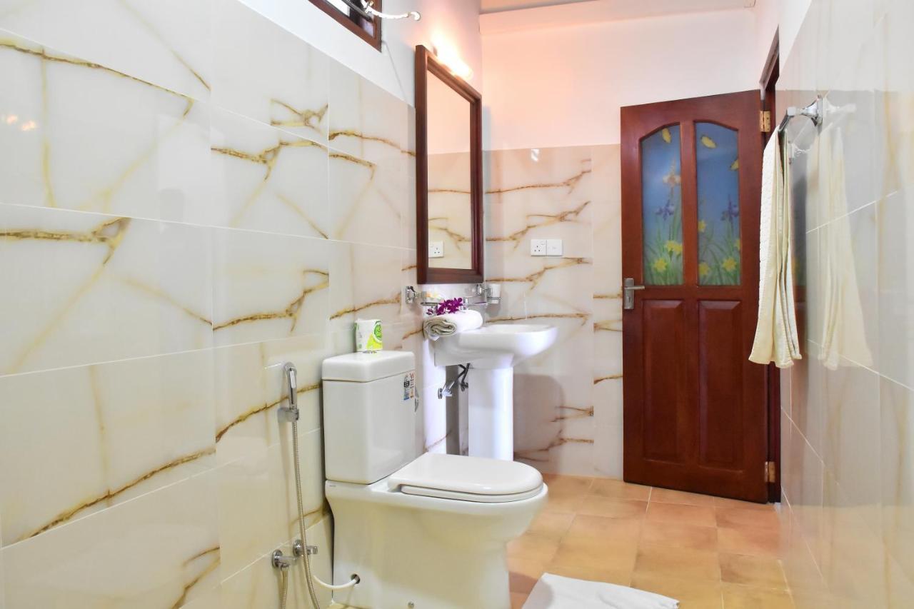 Villa De White Sambur Хикадува Екстериор снимка