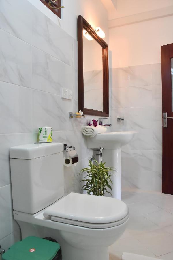 Villa De White Sambur Хикадува Екстериор снимка